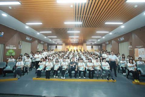 8a09af37104d2a5135a7bae453b7b52c